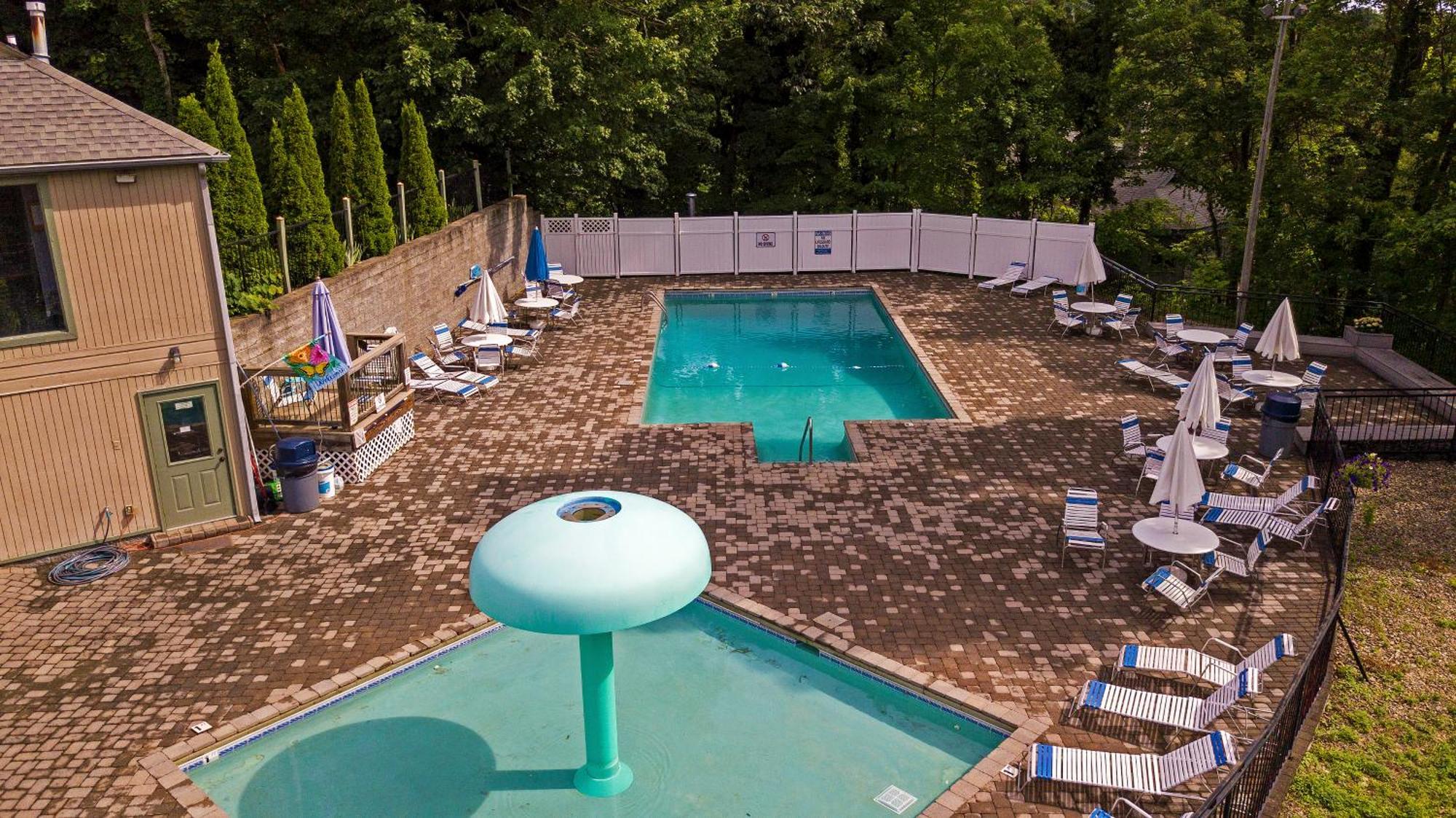 Serenity Heights, Amazing Views, Hot Tub Pool Access, 1089 Free Tickets Each Paid Day, Dollywood ガトリンバーグ 部屋 写真
