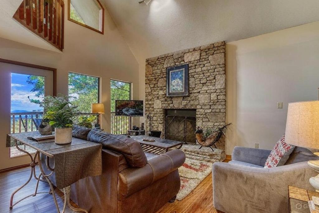 Serenity Heights, Amazing Views, Hot Tub Pool Access, 1089 Free Tickets Each Paid Day, Dollywood ガトリンバーグ エクステリア 写真